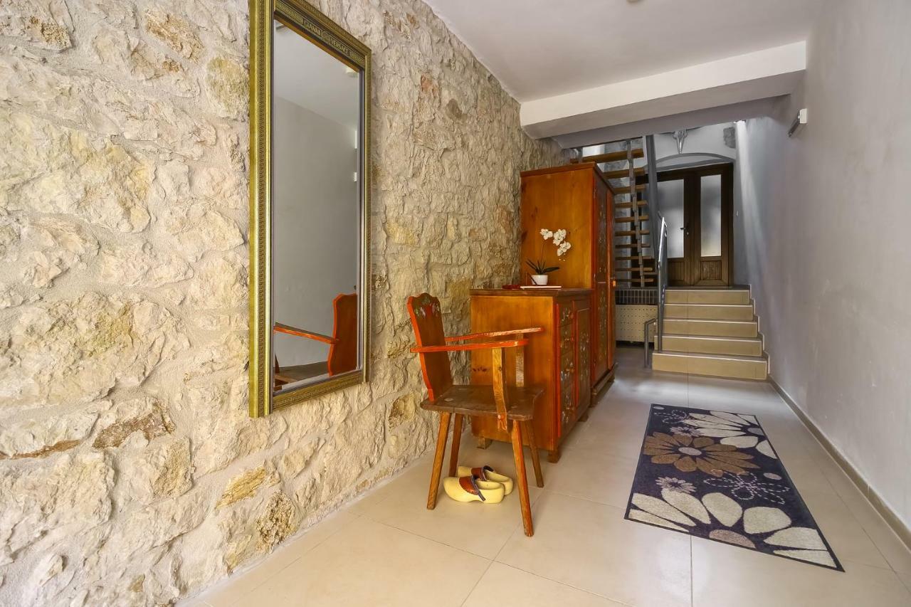 Perlina Apartman Vrsar Kültér fotó